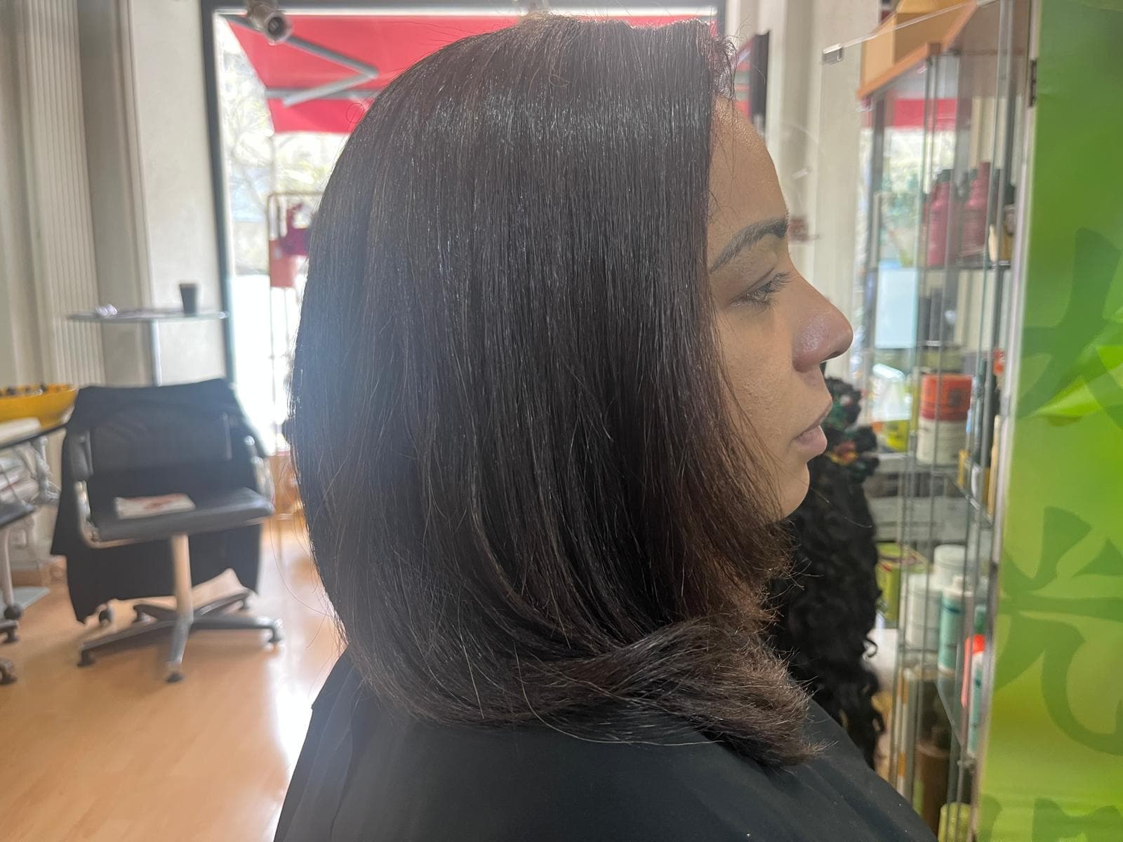 Coupe et brushing réalisés dans le salon Sekoba Coiffure